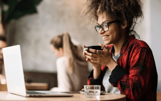 Freelancer czy agencja - co wybrać?