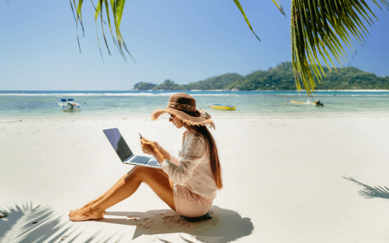 Jak zostać freelancerem? Praktyczny poradnik dla początkujących